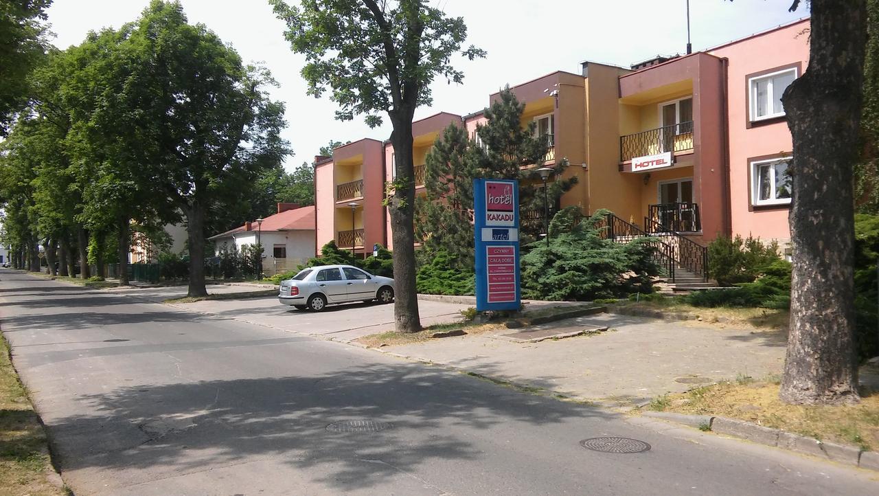 Hotel Kakadu Konin  Esterno foto